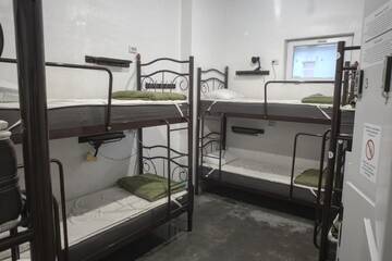 Кровать в общем 8-местном номере в  Z-Hostel